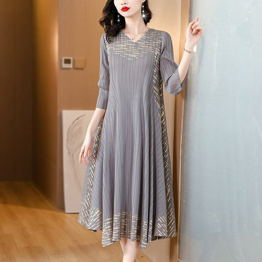 Ivonna Sculpt Pleated Midi Dress
